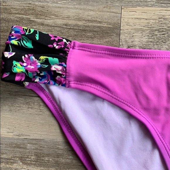 Women's Delia’s Floral And Ruffle Triangle Bikini Swimsuit Large - Picture 9 of 12